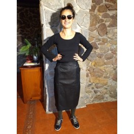 Falda cuero